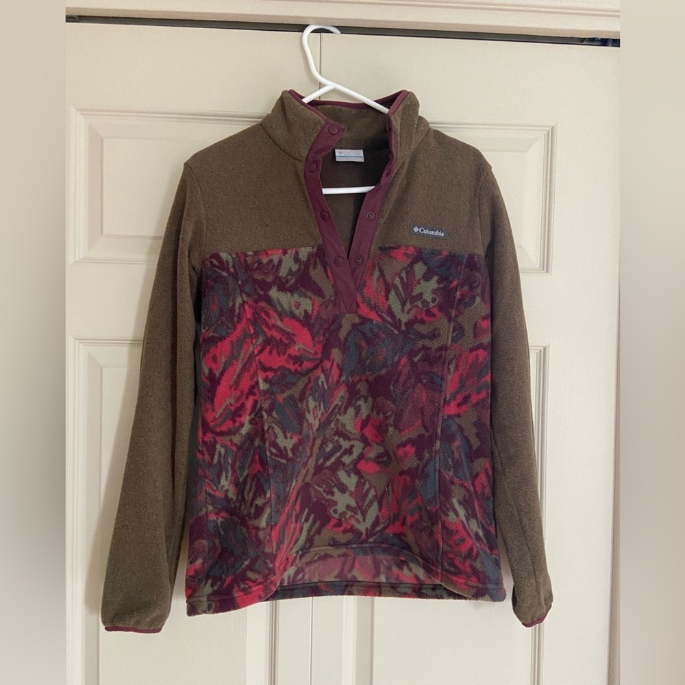 COLUMBIA SWEATER